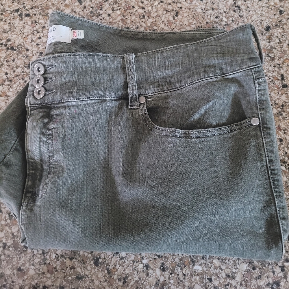 Torrid Ankle Length Jeggings